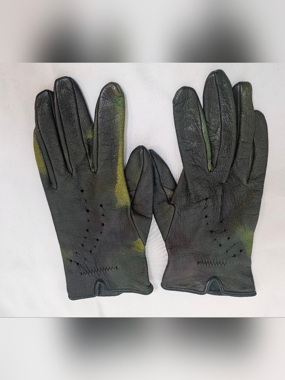 Vintage Genuine Leather Gloves with Yellow Accents